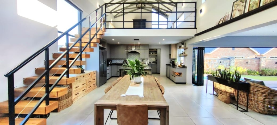4 Bedroom Property for Sale in De Land Estate North West